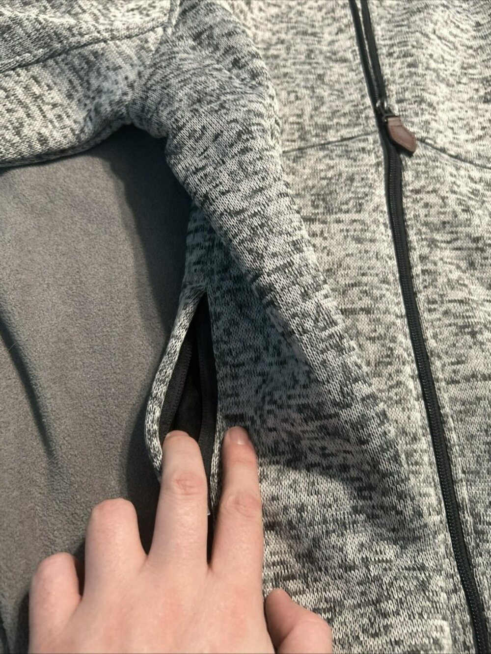 Gray Womens Full-Zip Jacket Mock Neck Textured Knit Design Long Sleeve Good Cond - Picture 6 of 7